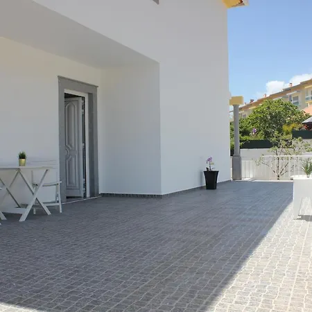 民宿 Vivenda Godinho *