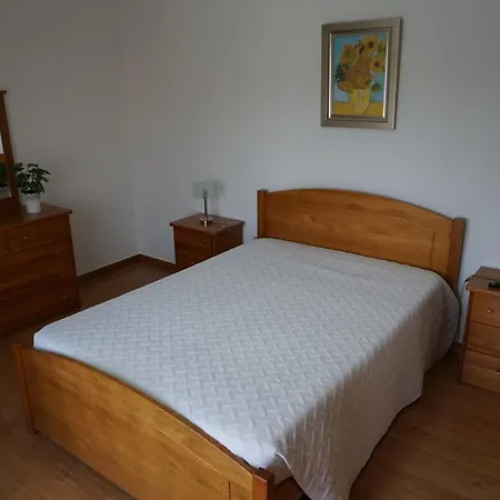 Quarto em Acomodações Particulares Vivenda Godinho *